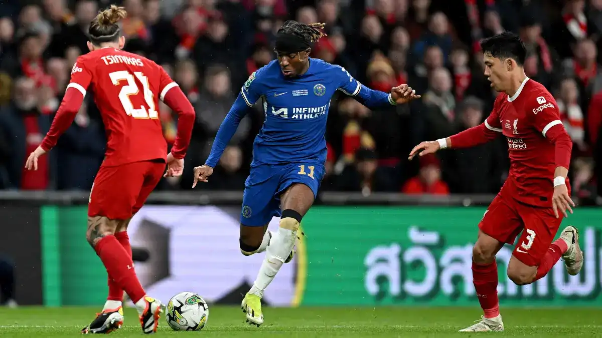 football live on sky